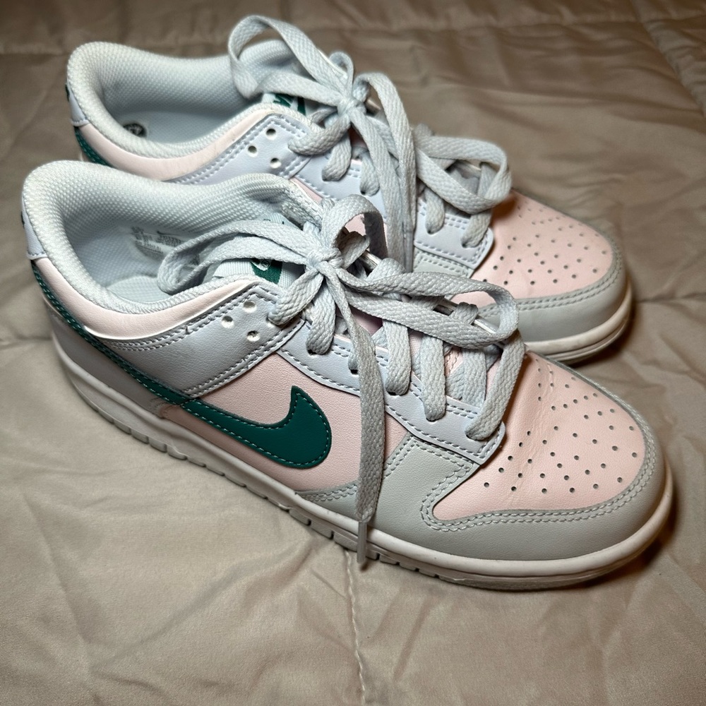 Nike dunks, worn once. Teal / pink / white